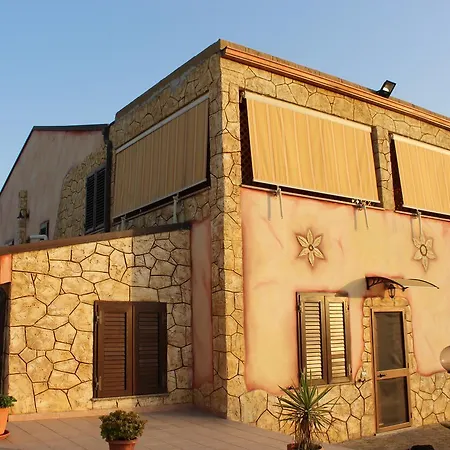 Villetta Laura Country house *