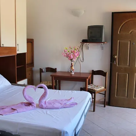 Villetta Laura Country house *